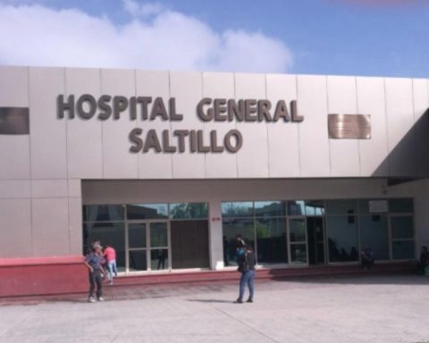 Protestan por falta de personal de aseo, vigilancia e insumos en Hospital General de Saltillo