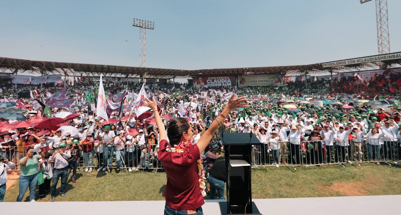 Claudia Sheinbaum Pardo, durante un encuentro en Veracruz.