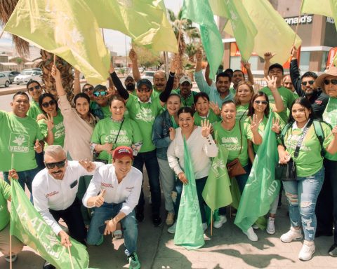 El candidato del PVEM hizo un recorrido por las colonias de Torreón.