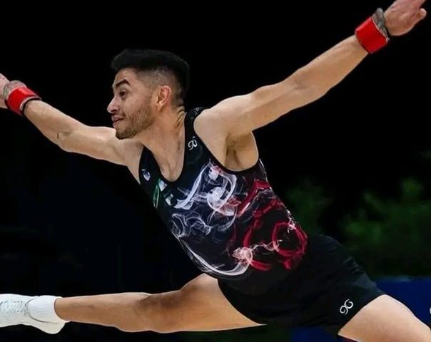 El gimnasta coahuilense Iván Veloz.