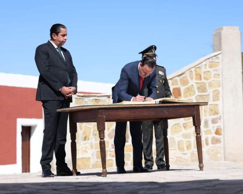 El Gobernador Manolo Jiménez Salinas encabezó la ceremonia en la que se conmemoró el 111 Aniversario de la Firma del Plan de Guadalupe.