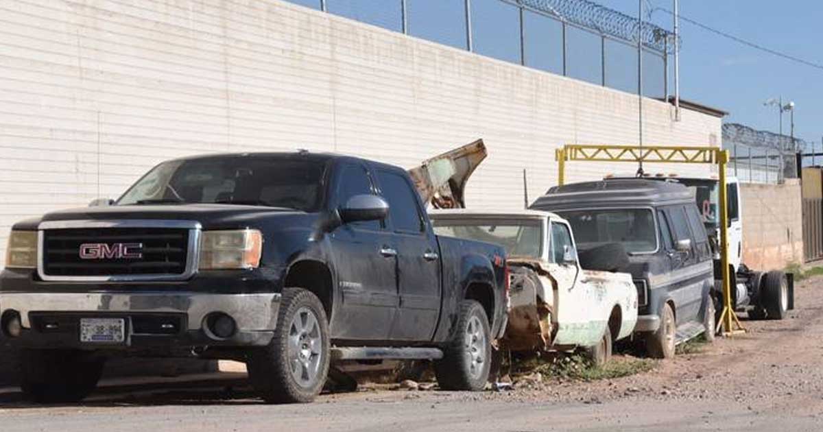 Los autos yonkeados son un problema recurrente en las calles.