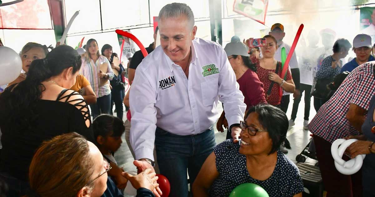 Román Cepeda estuvo en la colonia Sol de Oriente.