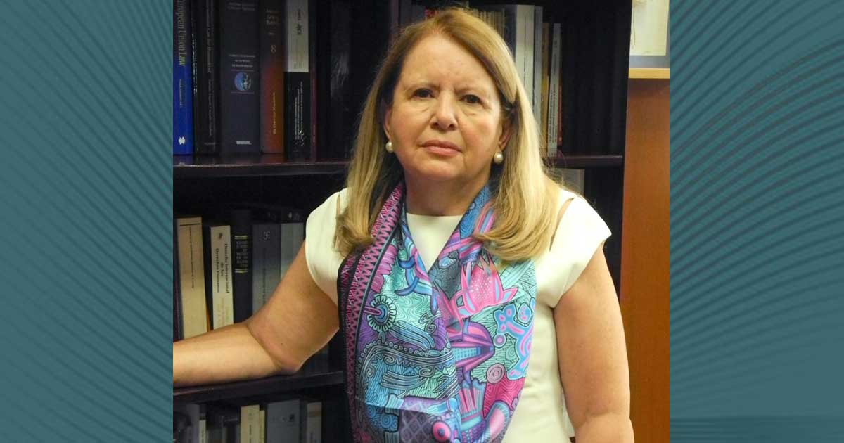 La ministra de la Corte Loretta Ortiz.