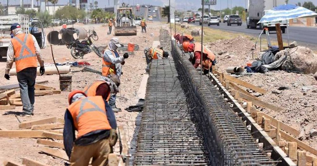 La obra vial lleva un avance del 50%.