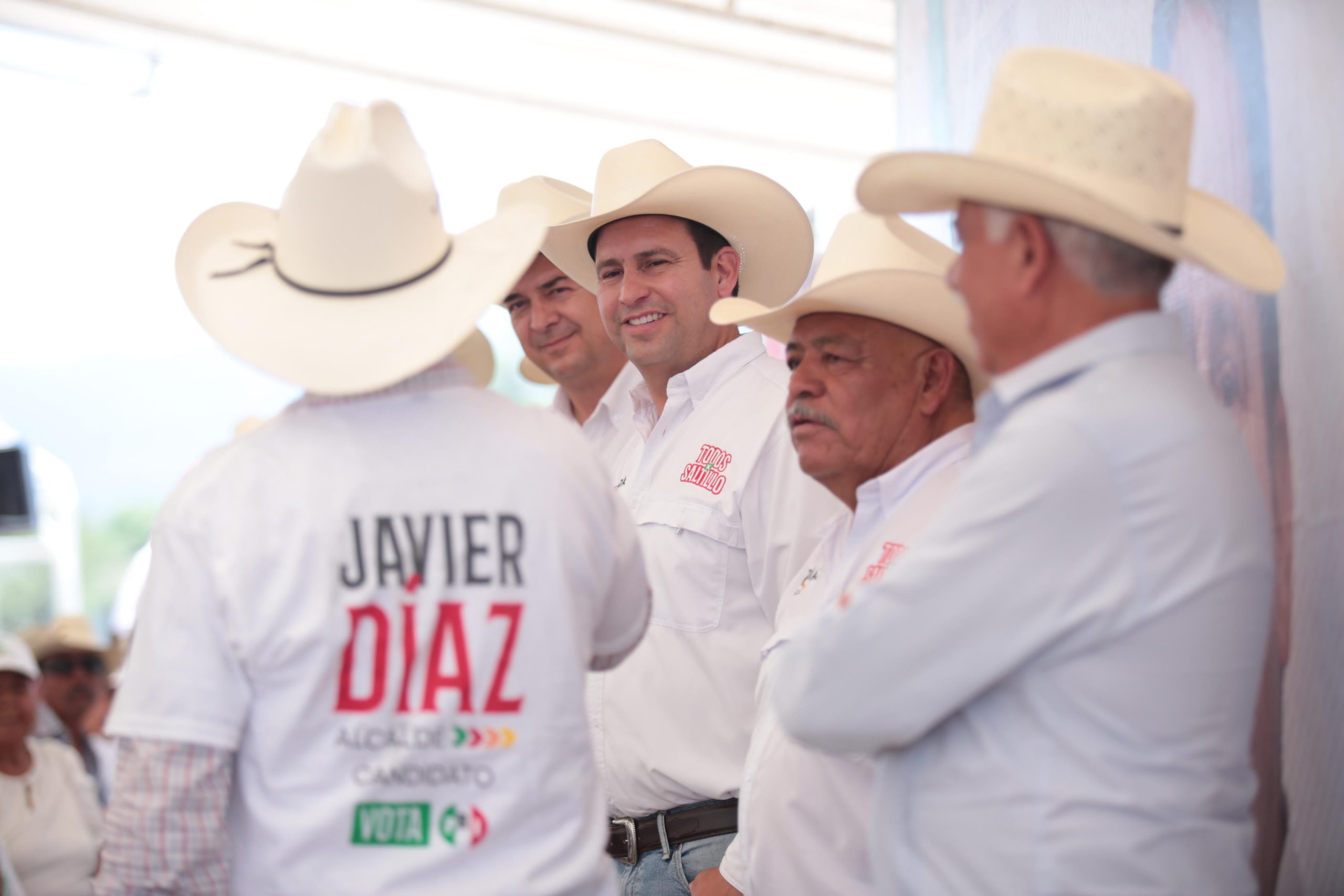 El candidato a la alcaldía de Saltillo, Javier Díaz González