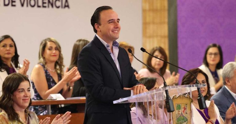 Manolo Jiménez, gobernador de Coahuila.