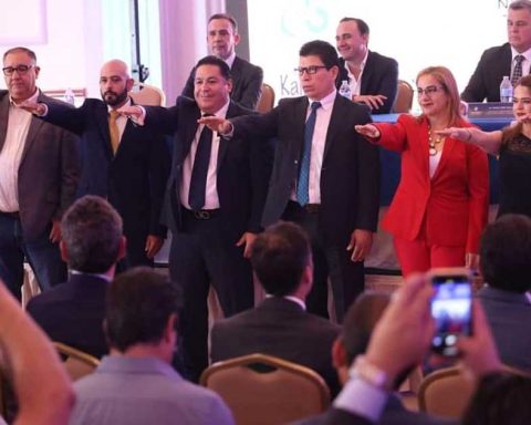 Manolo Jiménez, gobernador de Coahuila, y Coparmex Monclova.