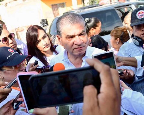 Miguel Riquelme entrevista tras votar