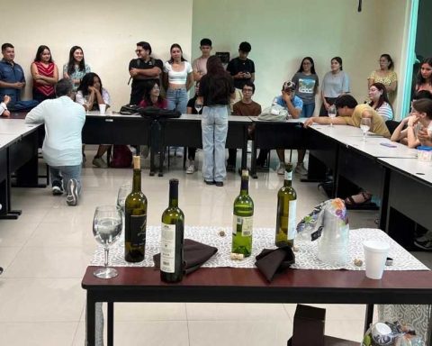 Capacitación a estudiantes