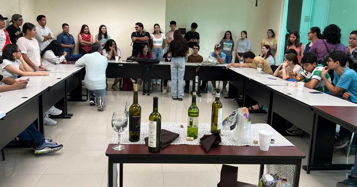 Capacitación a estudiantes