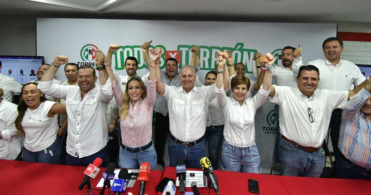 Román Cepeda celebra su triunfo