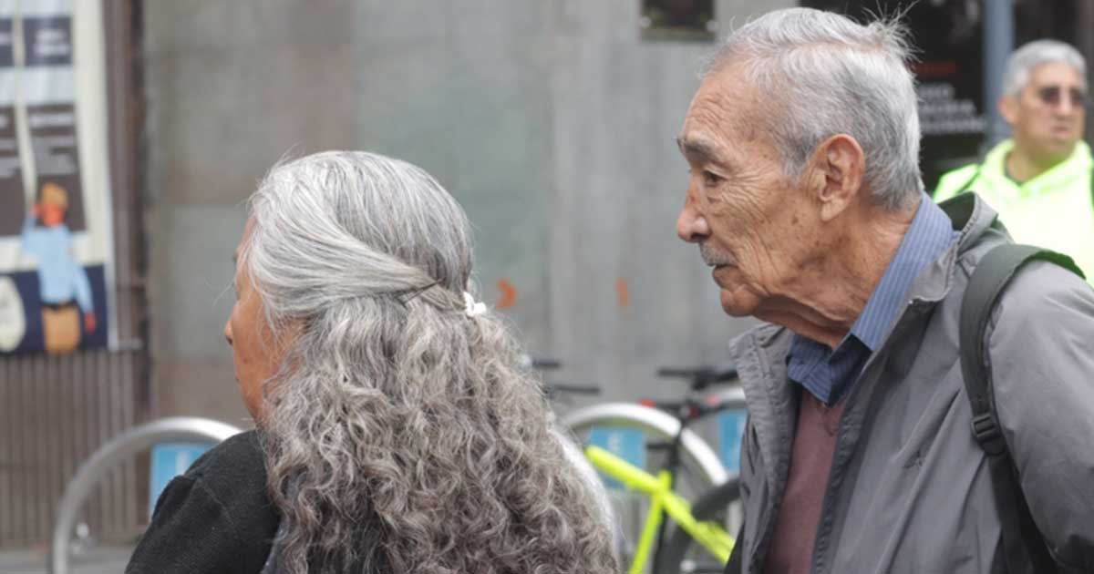 Los adultos mayores son un sector vulnerable a golpes de calor.