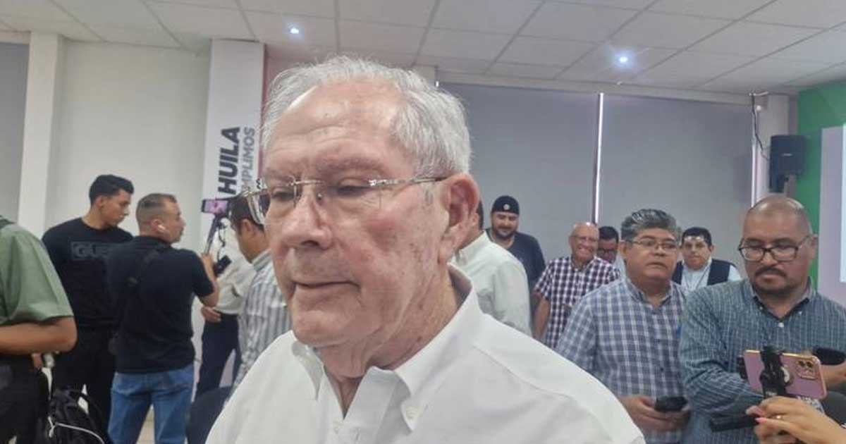 Carlos Robles, líder del PRI en Coahuila.