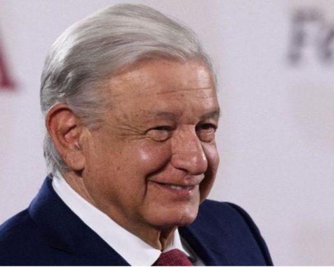 AMLO