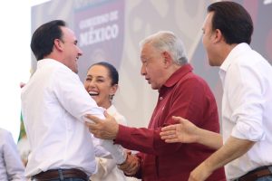 Gira de trabajo de AMLO y Sheinbaum en La Laguna