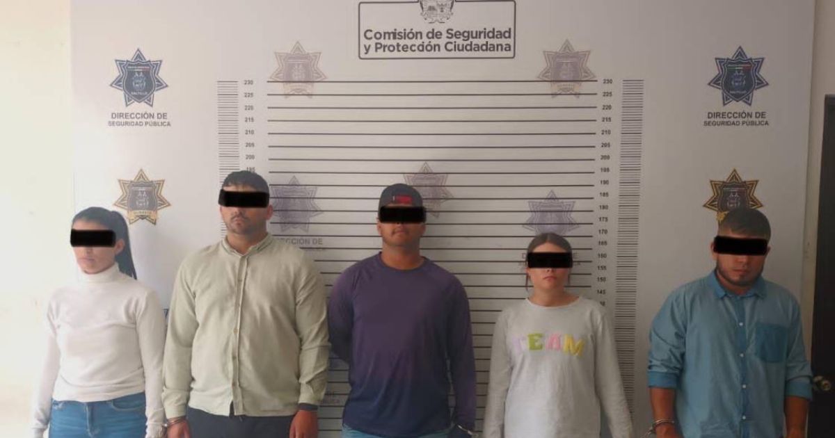 Detienen a cinco colombianos por extorsión y amenazas en Saltillo
