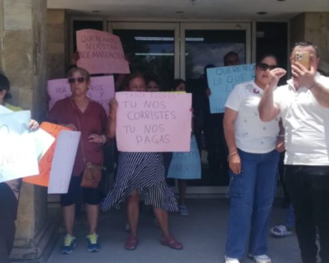Exigen finiquito en Múzquiz y San Juan de Sabinas tras 550 despidos injustificados