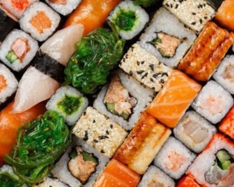 Se intoxican por comer sushi