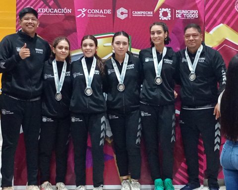 La Selección Coahuila Femenil Mayor de Básquetbol 3x3 se agenció la medalla de plata