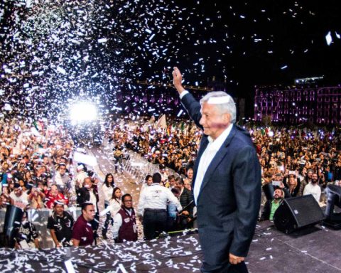 Adiós en el zócalo