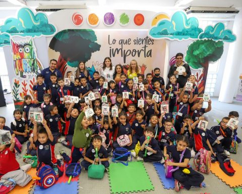 Feria Internacional Libro Coahuila 2024 “Leer es de Gigantes”