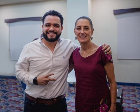 Alberto Hurtado con Claudia Sheinbaum