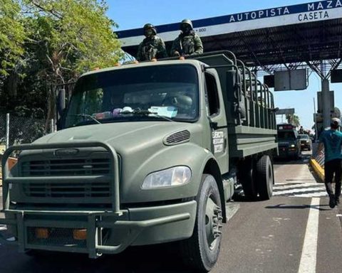 Ejército Mexicano llegando a Sinaloa.