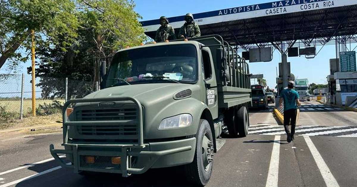 Ejército Mexicano llegando a Sinaloa.