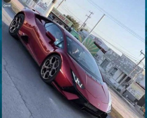 El Lamborghini Huracán del diputado Tony Flores.