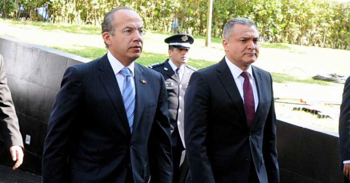 Felipe Calderón y su secretario de Seguridad Genaro García Luna.