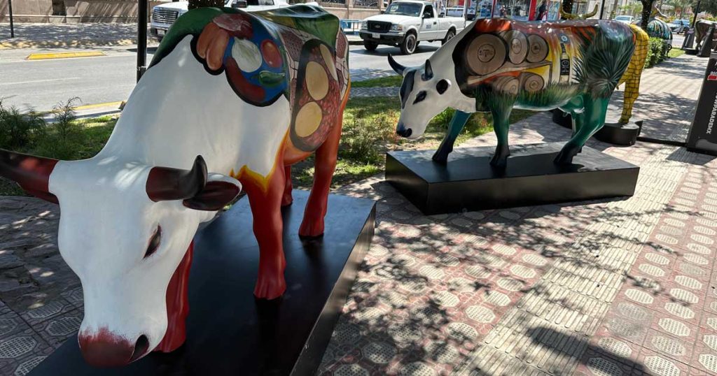 Expo Cow Parade 2024 en Torreón