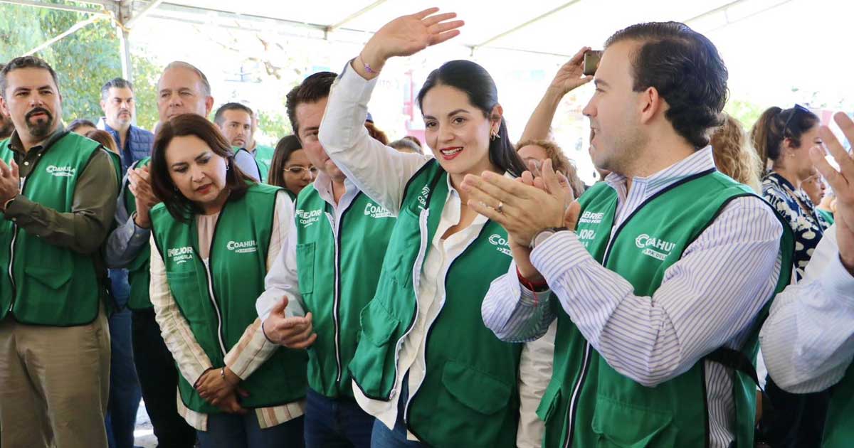 Luz Elena Morales en la jornada de Mejora Coahuila