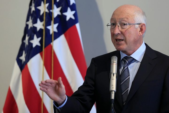 Embajador Ken Salazar