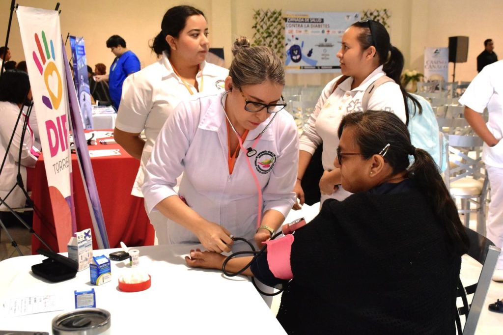 Jornada de salud en Torreón