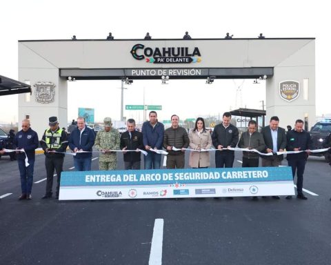 ARCO DE SEGURIDAD CARRETERO EN COAHUILA