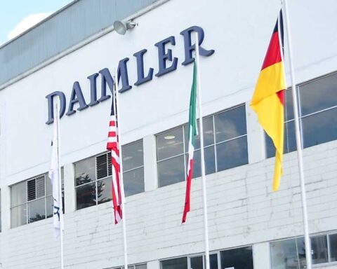 Fachada de la empresa Daimler.