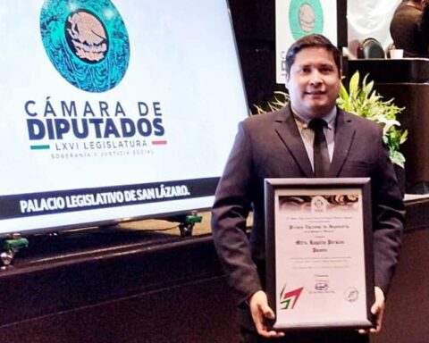 Rogelio Perales Puente, maestro de la UAdeC Unidad Laguna.