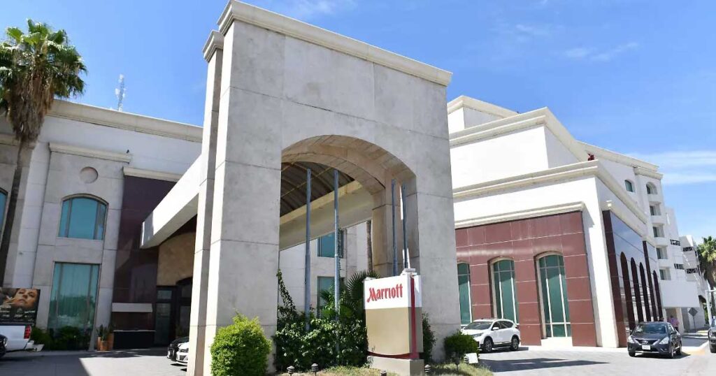 Fachada del hotel Marriot en Torreón.