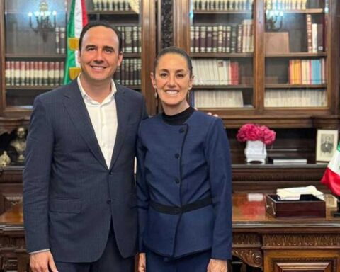 Reunión entre el gobernador de Coahuila Manolo Jiménez y la presidenta Claudia Sheinbaum.