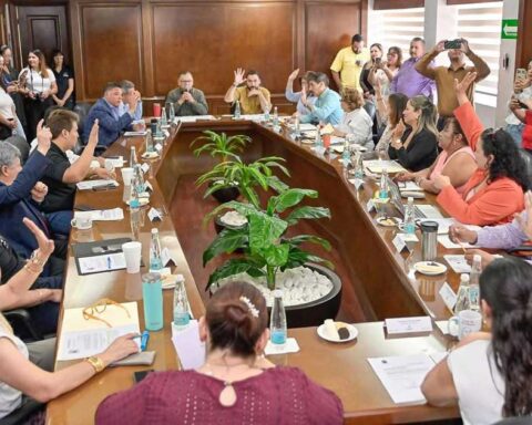 Sesión de Cabildo en Monclova.