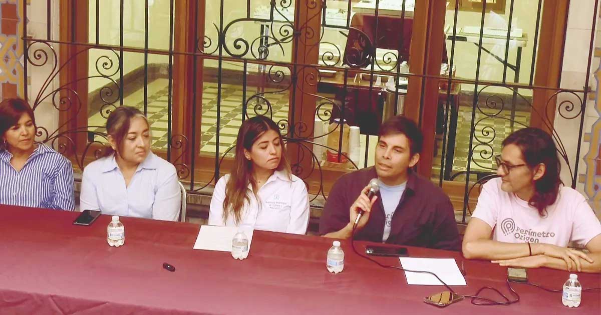 Conferencia de prensa sobre el Festival Cultural en Torreón.