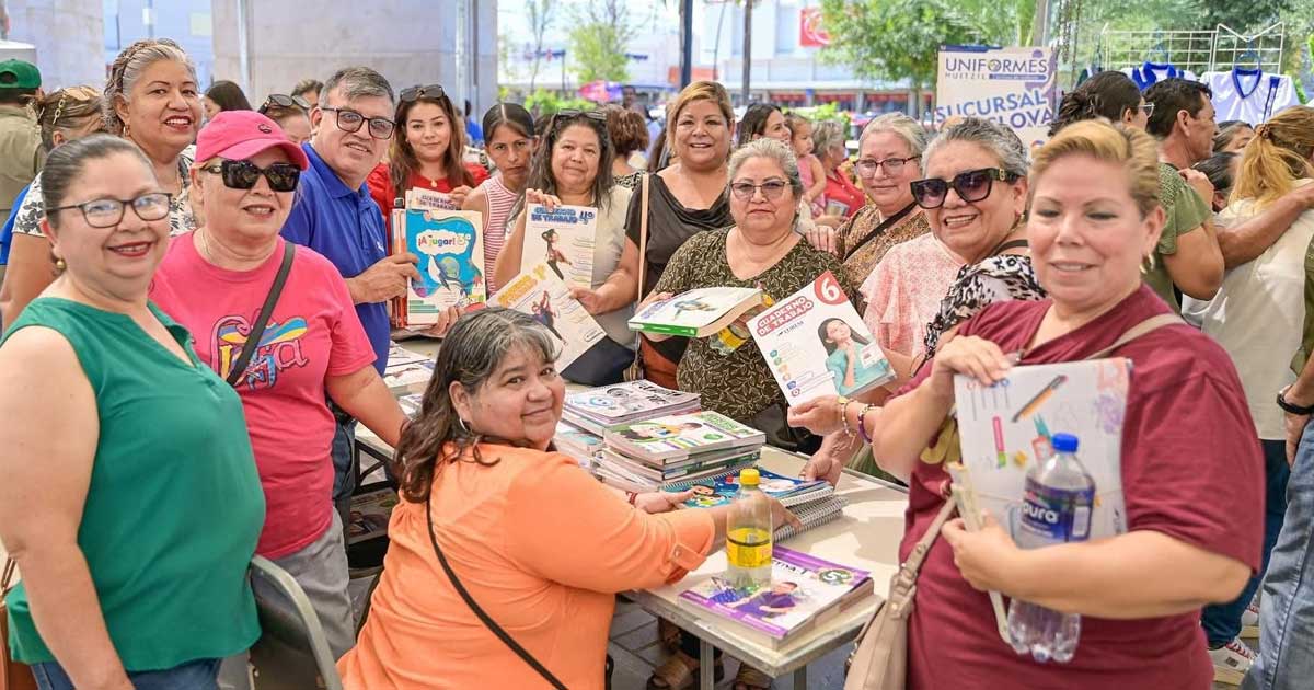 Mujeres con libros