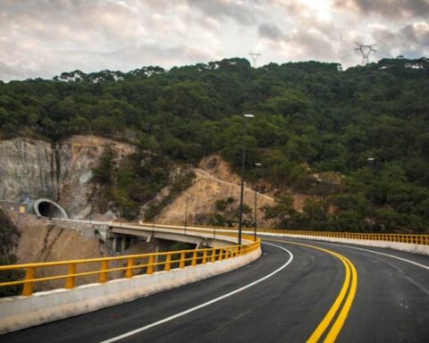 Autopista Mazatlán Durango