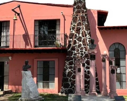 Fachada del recinto Casa de Coahuila.