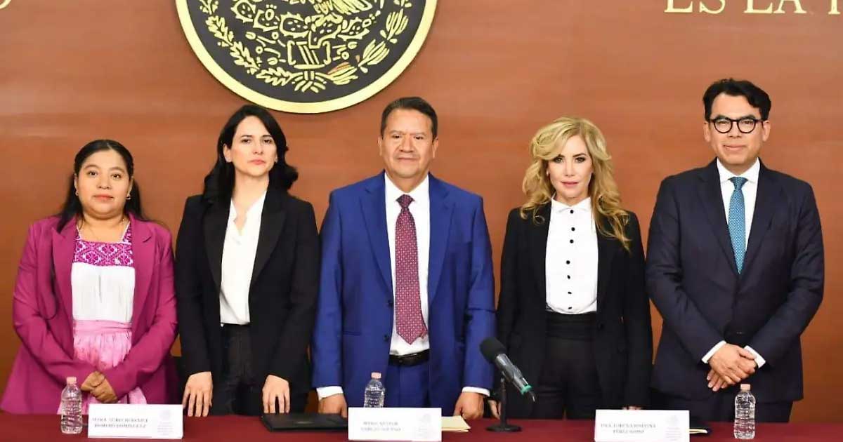 Los cinco miembros del Órgano de Administración Judicial.