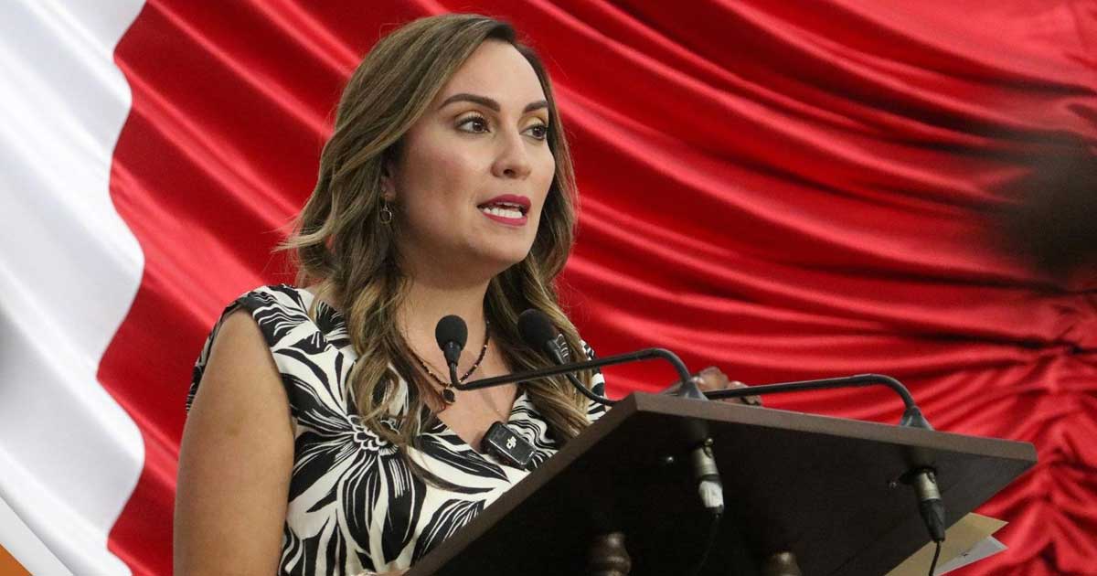 Diputada Magaly Hernández en tribuna.