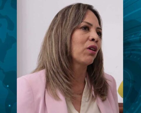 Diputada Zulmma Guerrero en entrevista a medios.