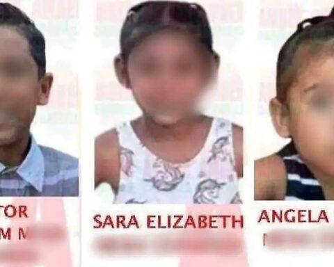 Ficha de búsqueda de los tres hermanitos sustraídos en Torreón.
