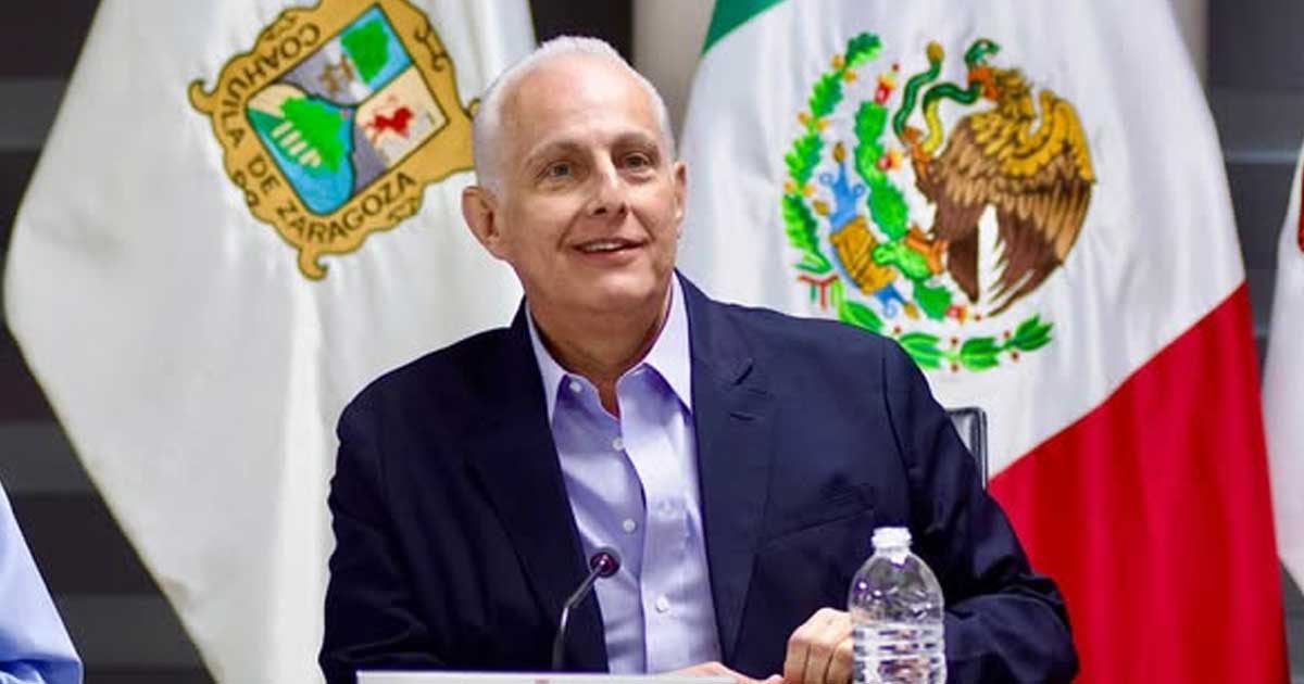Alcalde de Torreón Román Cepeda.